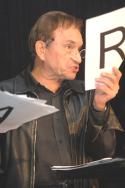 Schauspieler Walter Renneisen unterhielt mit Märchen von komisch bis hessisch Schauspieler Walter Renneisen unterhielt mit Märchen von komisch bis hessisch